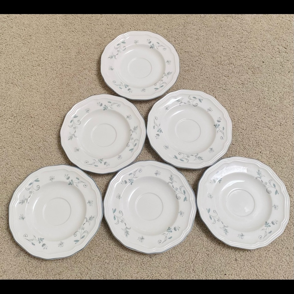 6pc Mikasa HK402 super strong fine China plates